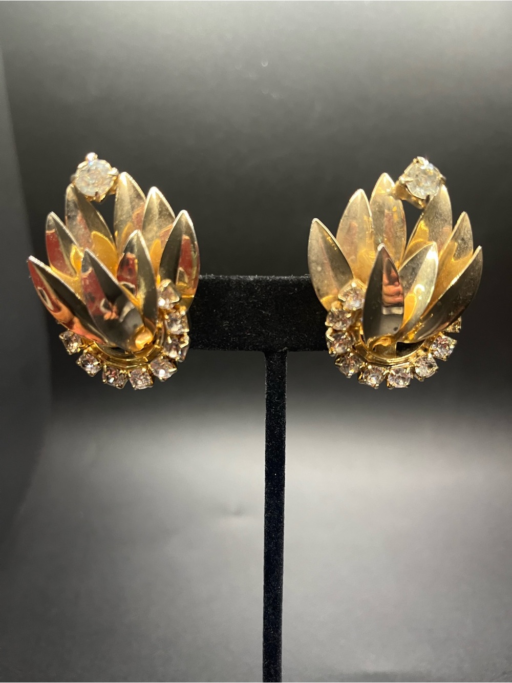 Vintage gold tone rhinestone leaf clip on earrings